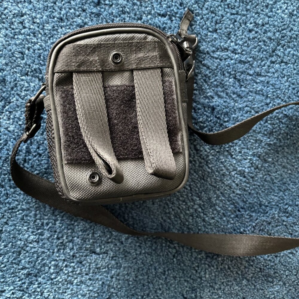 HP Camera Case - Picture 5 of 5